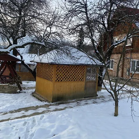 басейн з підігрівом! Batkivska Svitlitsa New без господарів Διαμέρισμα